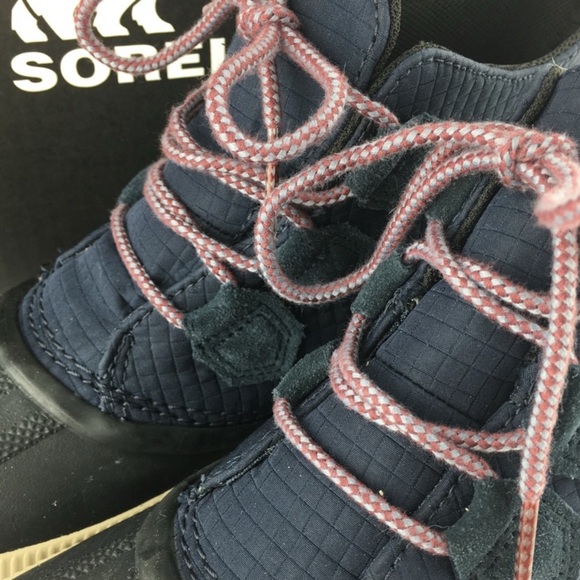 Sorel Out N About Boots Abyss Size 9.5 - Picture 3 of 4